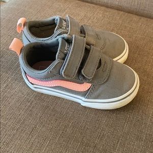 Pink and gray Van’s